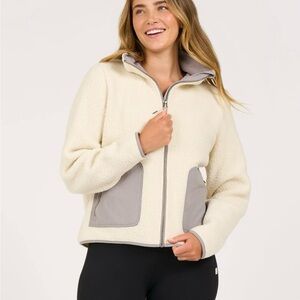 NWT Vuori Alpine Sherpa Jack size XL